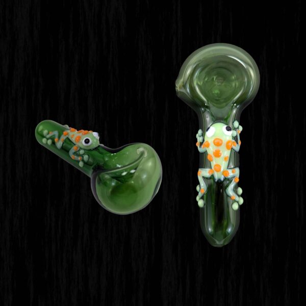 Alta Vida Frog Glass Pipe