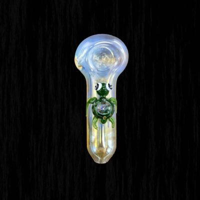 Alta Vida Turtle Glass Pipe