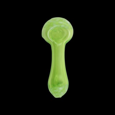 Cache Glow in the Dark Glass Pipe