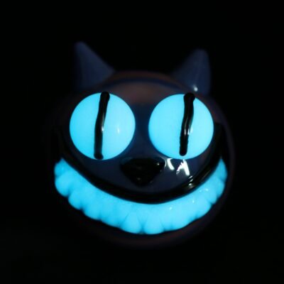Cheshire Cat Glow In The Dark Glass Pipe