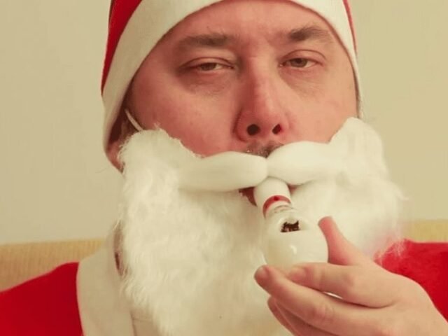 Christmas Throwback with Doug Benson – Lebowski Pipe