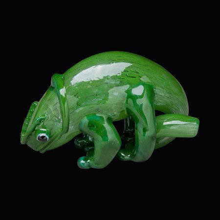 Color-changing chameleon pipe – Chameleon Glass